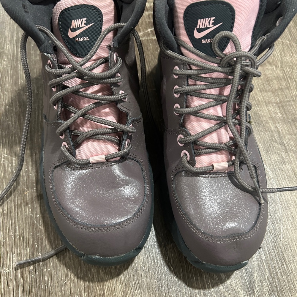 Nike Manoa Chocolate and Rose Boots